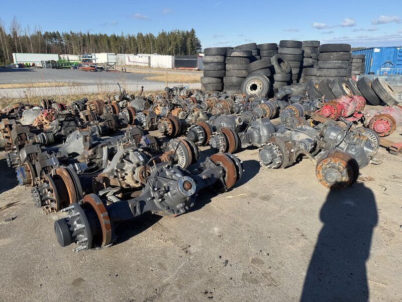 Volvo RTS2370A RSS1125 RTH2610F RTH3312 RTH3815 MD15 CTEV87 - Bagaksel: billede 1 Volvo RTS2370A RSS1125 RTH2610F RTH3312 RTH3815 MD15 CTEV87 - Bagaksel: billede 1