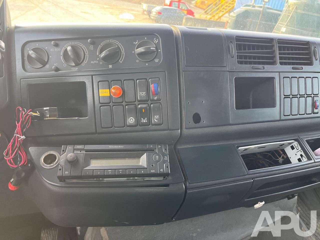 MAN TGA 26.480 - Lastbil med lad, Lastbil med kran: billede 3 MAN TGA 26.480 - Lastbil med lad, Lastbil med kran: billede 3