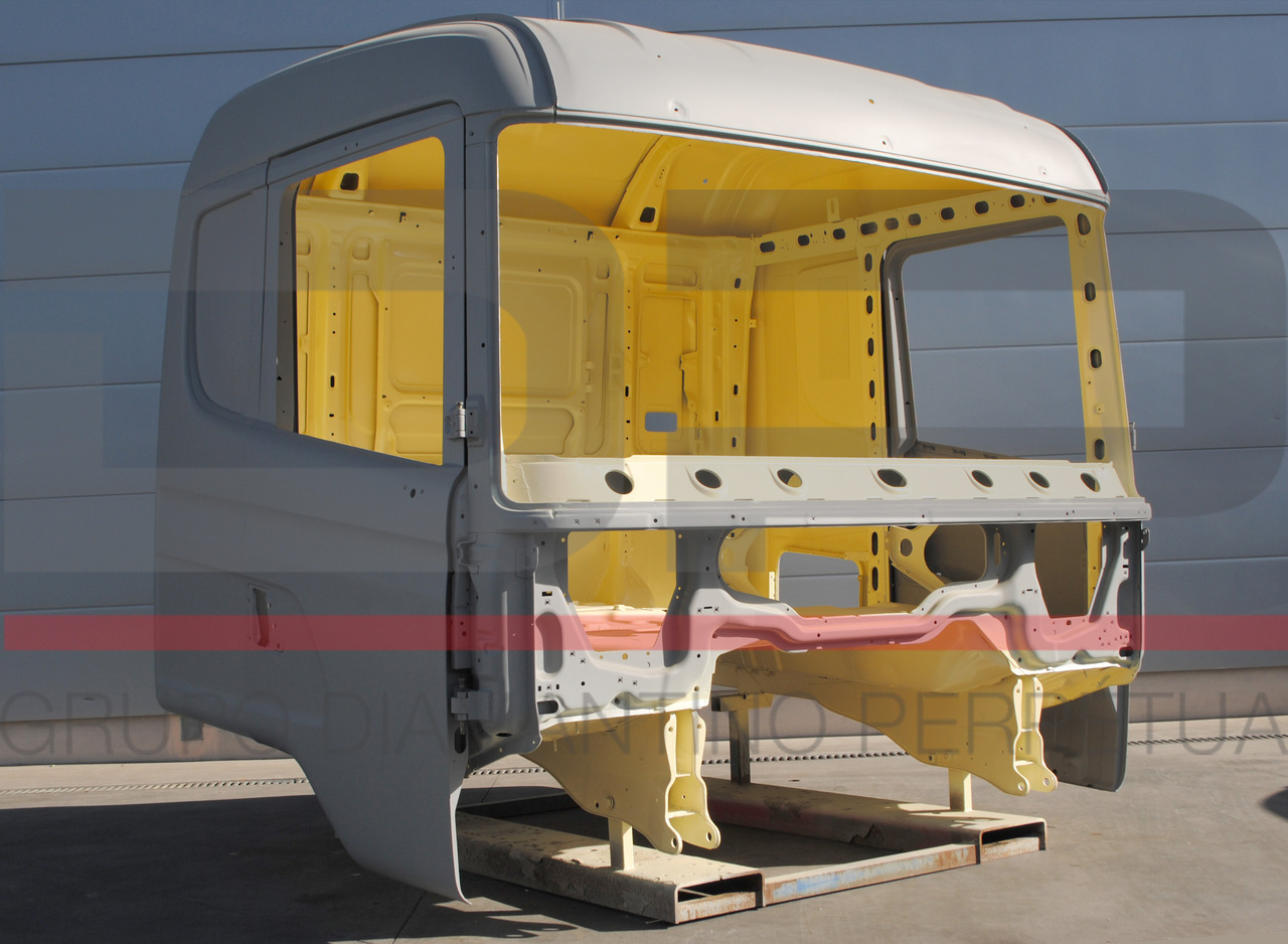 Scania Cabine Nua CR19 Normal (Porta Pequena) PGRT - Førerhus for Lastbil: billede 1 Scania Cabine Nua CR19 Normal (Porta Pequena) PGRT - Førerhus for Lastbil: billede 1