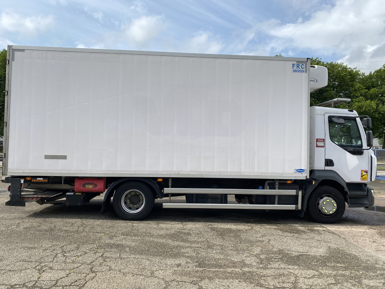 Kølevogn lastbil til transportering fødevarer RENAULT D16: billede 8