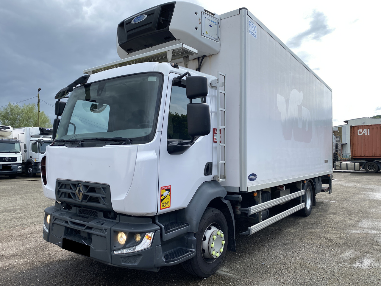 Kølevogn lastbil til transportering fødevarer RENAULT D16: billede 10