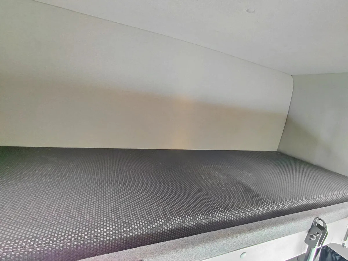 2017 Renault D12 4×2 Double Sleeper Curtainsider - Lastbil med presenning: billede 2 2017 Renault D12 4×2 Double Sleeper Curtainsider - Lastbil med presenning: billede 2