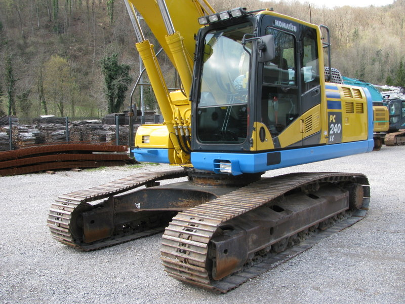 KOMATSU PC240NLC-10 TOP condition - Bæltegravemaskine: billede 2 KOMATSU PC240NLC-10 TOP condition - Bæltegravemaskine: billede 2