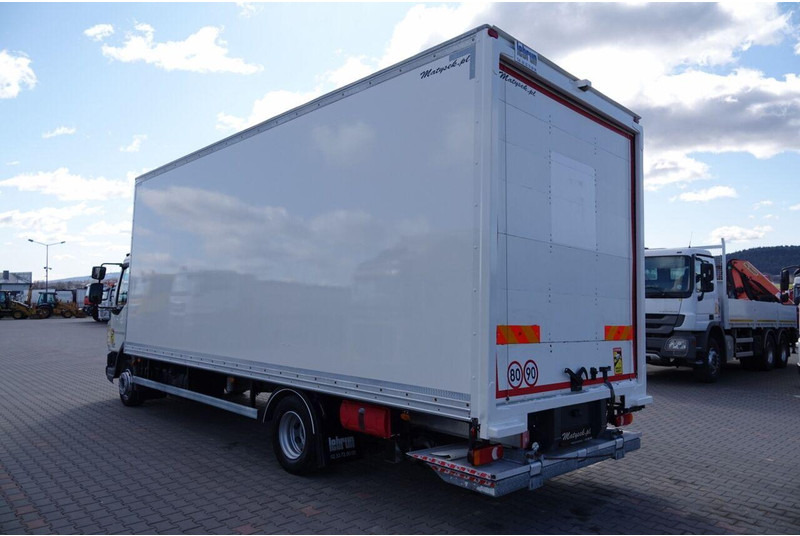 DAF LF 210 / KONTENER - 7 M / SOLÓWKA / WINDA DHOLLANDIA / EURO 6 - Lastbil varevogn: billede 4 DAF LF 210 / KONTENER - 7 M / SOLÓWKA / WINDA DHOLLANDIA / EURO 6 - Lastbil varevogn: billede 4