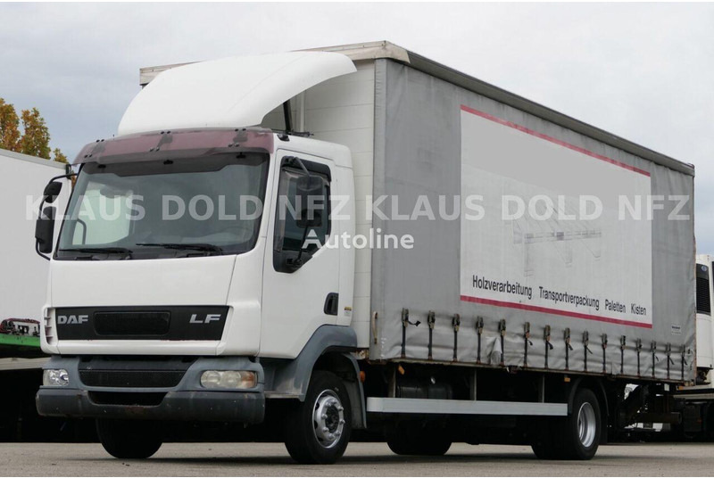 DAF LF 45.220 P+P + Tail lift - Lastbil med presenning: billede 1 DAF LF 45.220 P+P + Tail lift - Lastbil med presenning: billede 1