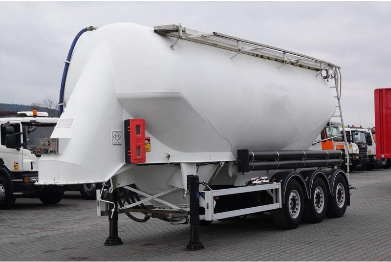 Feldbinder CEMENTONACZEPA / 2 KOMORY / 37 000 L / SILOS / DO MATERIAŁÓW SYP - Silotrailer: billede 1 Feldbinder CEMENTONACZEPA / 2 KOMORY / 37 000 L / SILOS / DO MATERIAŁÓW SYP - Silotrailer: billede 1