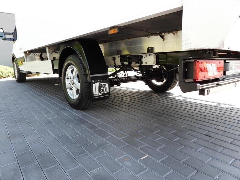 Leje en Ford TRANSIT  KONTENER WINDA 8 PALET TEMPOMAT LEDY KLIMATYZACJA  130K Ford TRANSIT  KONTENER WINDA 8 PALET TEMPOMAT LEDY KLIMATYZACJA  130K: billede 16