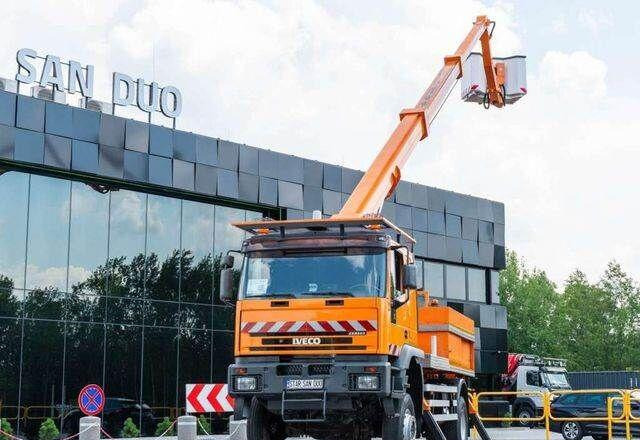 Iveco CURSOR 240 4x4 RUTHMANN T225 22,5 Meters Lift - Lastbil med mandskabslift: billede 5 Iveco CURSOR 240 4x4 RUTHMANN T225 22,5 Meters Lift - Lastbil med mandskabslift: billede 5