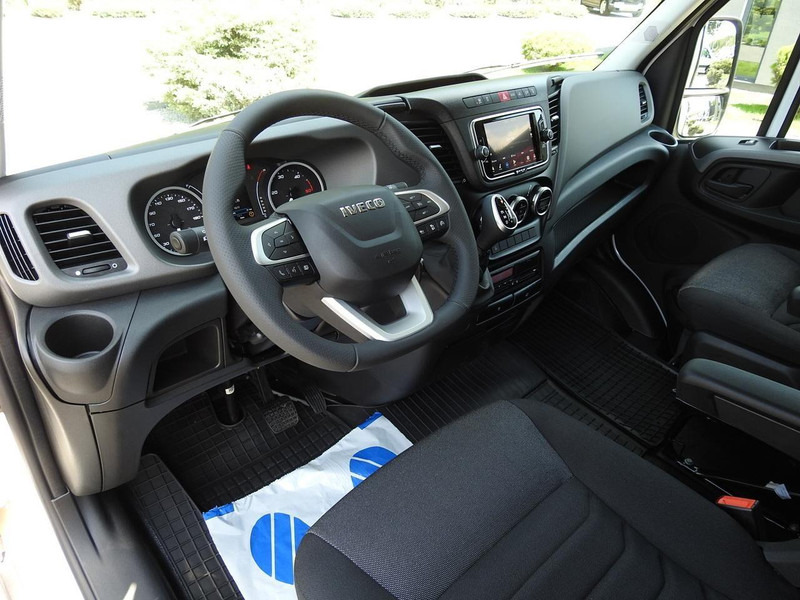 Iveco DAILY 35S18 NOWY PLANDEKA 8 PALET TEMPOMAT NAWIGACJA LEDY AUTOMA - Varebil med presenning: billede 2 Iveco DAILY 35S18 NOWY PLANDEKA 8 PALET TEMPOMAT NAWIGACJA LEDY AUTOMA - Varebil med presenning: billede 2