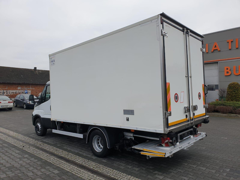 Iveco DAILY 60C15 60-150 TWO-CHAMBER REFRIGERATOR CONTAINER ISOTHERM F - Kølevogn lastbil: billede 4 Iveco DAILY 60C15 60-150 TWO-CHAMBER REFRIGERATOR CONTAINER ISOTHERM F - Kølevogn lastbil: billede 4