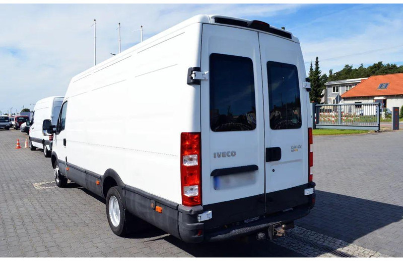 Iveco Daily 35C15 Furgon L4H3 Brygadówka 6-seater Doka Doubel Cabin - Minibus, Persontransport: billede 4 Iveco Daily 35C15 Furgon L4H3 Brygadówka 6-seater Doka Doubel Cabin - Minibus, Persontransport: billede 4
