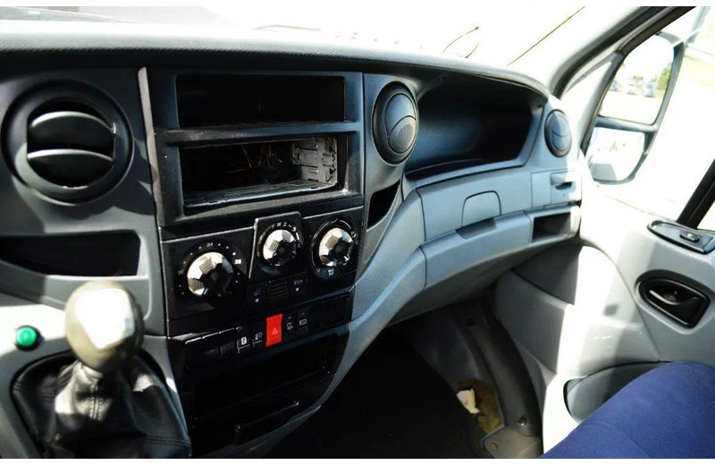 Minibus, Persontransport Iveco Daily 35C15 Furgon L4H3 Brygadówka 6-seater Doka Doubel Cabin: billede 14