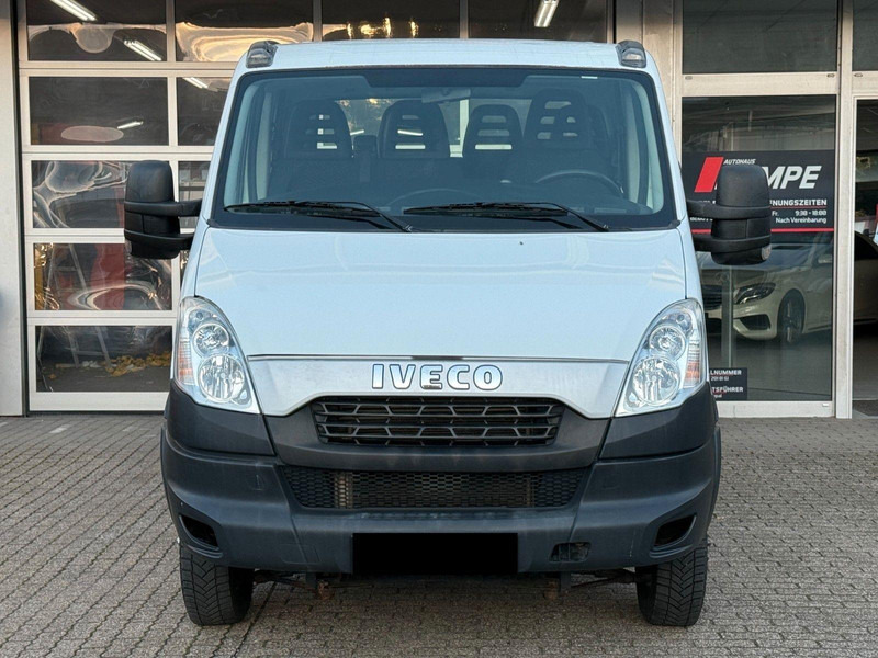 Iveco Daily 35C15 flatbed - Ladbil, Mandskabsbil: billede 2 Iveco Daily 35C15 flatbed - Ladbil, Mandskabsbil: billede 2