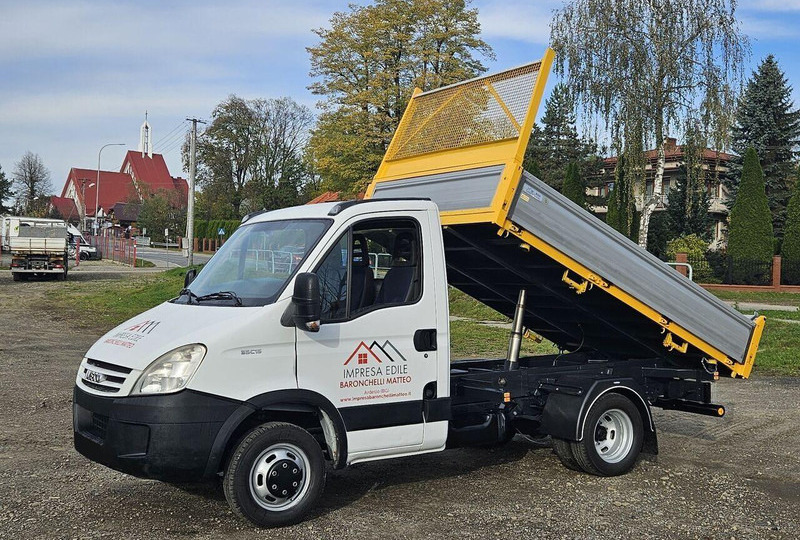 Iveco Daily 35c-15 3 way tipper - Ladbil med tip: billede 3 Iveco Daily 35c-15 3 way tipper - Ladbil med tip: billede 3