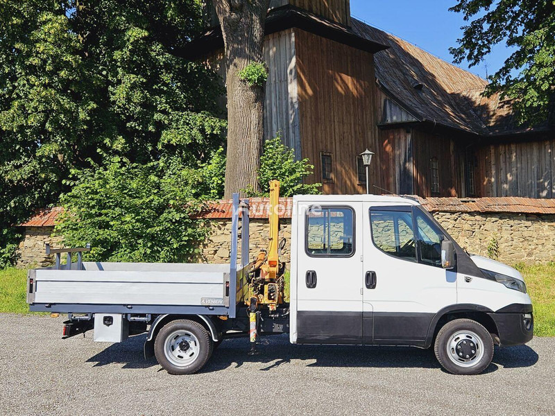 Iveco Daily 35c-15 Doka flatbed + crane Effer - Ladbil, Mandskabsbil: billede 5 Iveco Daily 35c-15 Doka flatbed + crane Effer - Ladbil, Mandskabsbil: billede 5