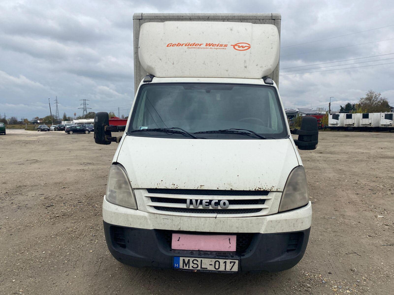 Iveco Daily 40 C 15 - Koffer + DHollandia LBW - Varebil med kasse: billede 3 Iveco Daily 40 C 15 - Koffer + DHollandia LBW - Varebil med kasse: billede 3