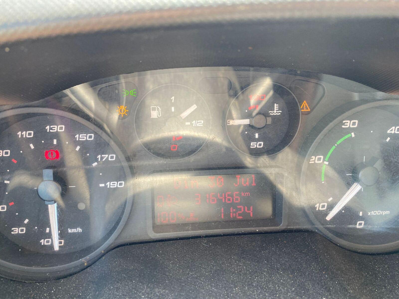 Lastbil med lad Iveco Daily 70-170 Pritsche, Doka: billede 11