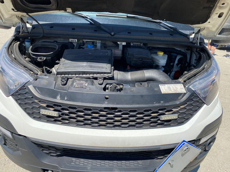 Lastbil med lad Iveco Daily 70-170 Pritsche, Doka: billede 9