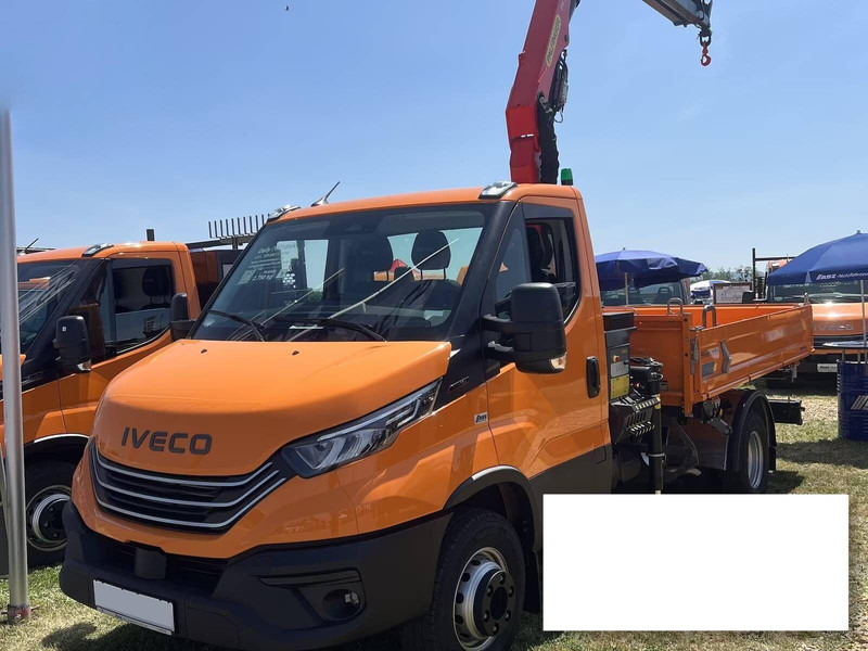 Iveco Daily 70C18H - Flatbed+crane - Lastbil med lad, Lastbil med kran: billede 1 Iveco Daily 70C18H - Flatbed+crane - Lastbil med lad, Lastbil med kran: billede 1