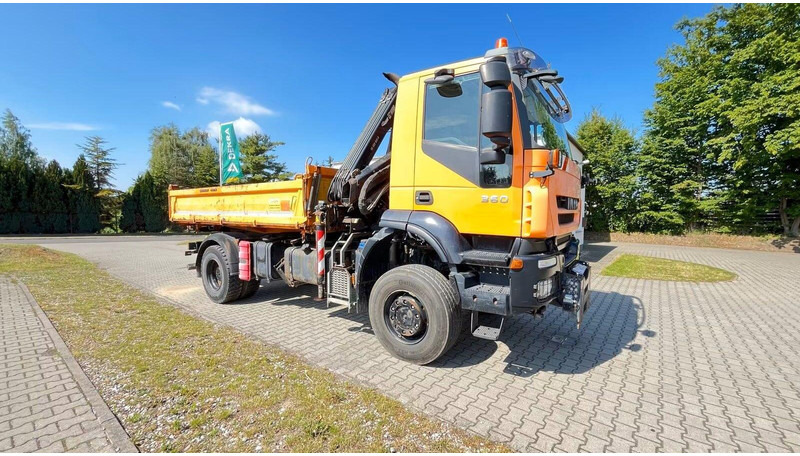 Iveco Trakker 360 EEV - 3 way tipper + crane - Tipvogn lastbil, Lastbil med kran: billede 1 Iveco Trakker 360 EEV - 3 way tipper + crane - Tipvogn lastbil, Lastbil med kran: billede 1