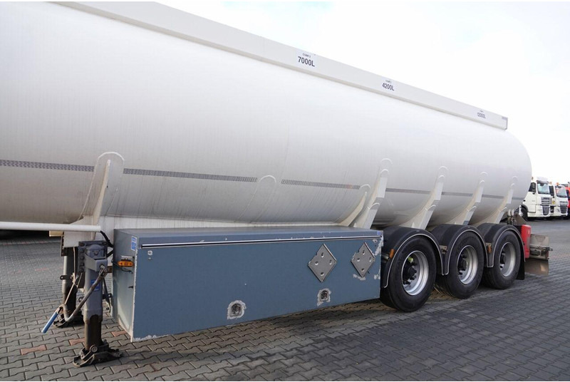LAG CYSTERNA DO PALIWA / 36200 L / 4 KOMORY - Tanksættevogn: billede 4 LAG CYSTERNA DO PALIWA / 36200 L / 4 KOMORY - Tanksættevogn: billede 4