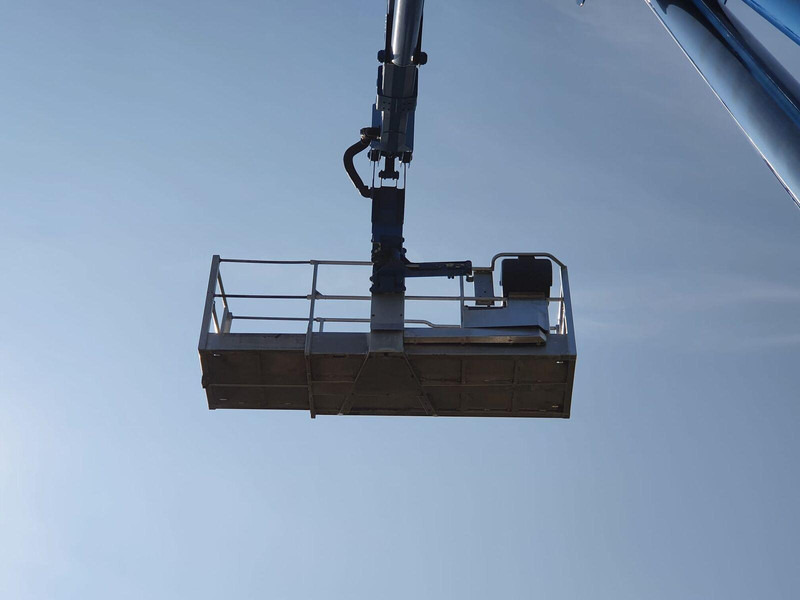 Lastbil, Lastbil med kran Iveco Eurocargo ML 180 E 24 - Bizocchi KJF 320 lifting basket 32 m: billede 8