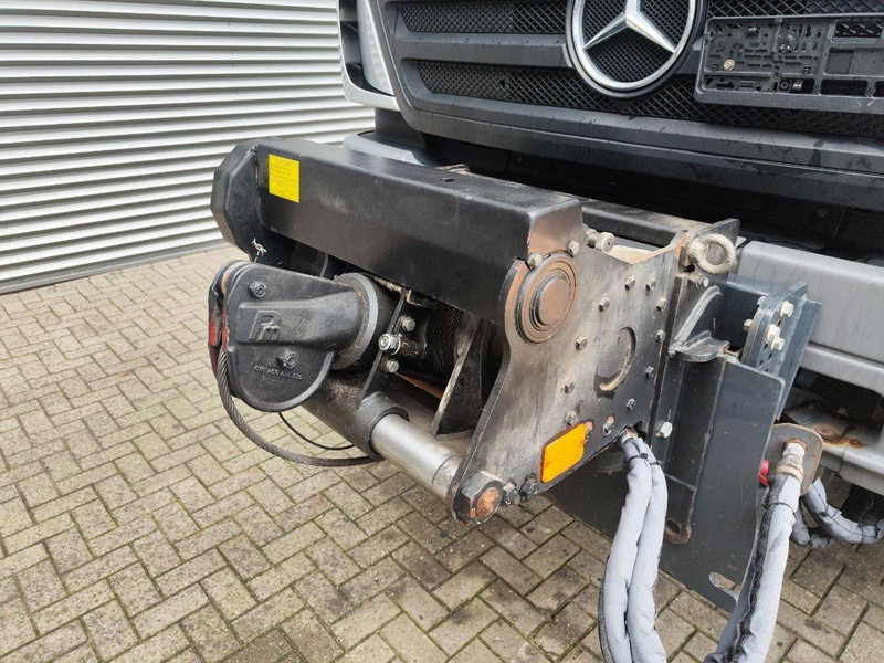 Lastbil, Lastbil med kran Mercedes-Benz Axor 1824 - Lifting basket: billede 10