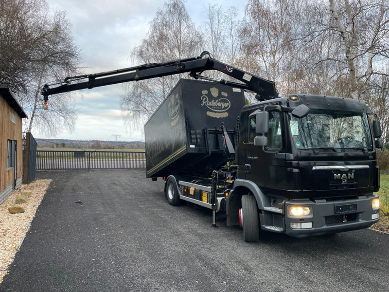 MAN TGM 15.250 Hoof lift + Crane - Lastbil kroghejs, Lastbil med kran: billede 2 MAN TGM 15.250 Hoof lift + Crane - Lastbil kroghejs, Lastbil med kran: billede 2
