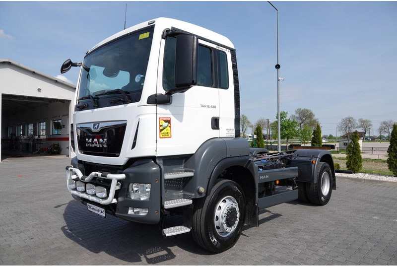 MAN TGS 18.420 / 4X4 / RAMA DŁ. 5,6 M / NAVI / DO ZABUDOWY / SPROWA - Lastbil chassis: billede 3 MAN TGS 18.420 / 4X4 / RAMA DŁ. 5,6 M / NAVI / DO ZABUDOWY / SPROWA - Lastbil chassis: billede 3
