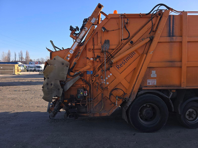 Leje en Mercedes-Benz 1823 Econic 6x2 - Garbage Truck Mercedes-Benz 1823 Econic 6x2 - Garbage Truck: billede 10 Leje en Mercedes-Benz 1823 Econic 6x2 - Garbage Truck Mercedes-Benz 1823 Econic 6x2 - Garbage Truck: billede 10