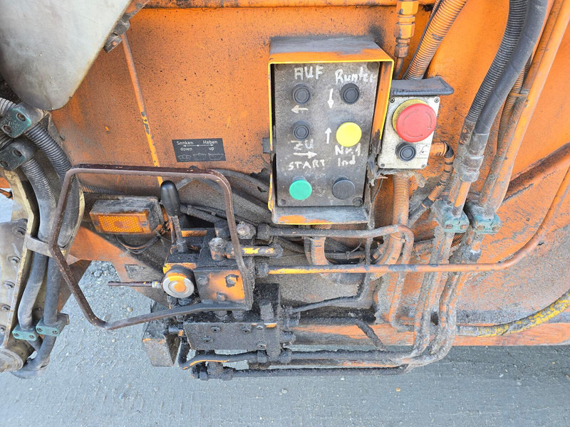 Leje en Mercedes-Benz 1823 Econic 6x2 - Garbage Truck Mercedes-Benz 1823 Econic 6x2 - Garbage Truck: billede 20 Leje en Mercedes-Benz 1823 Econic 6x2 - Garbage Truck Mercedes-Benz 1823 Econic 6x2 - Garbage Truck: billede 20