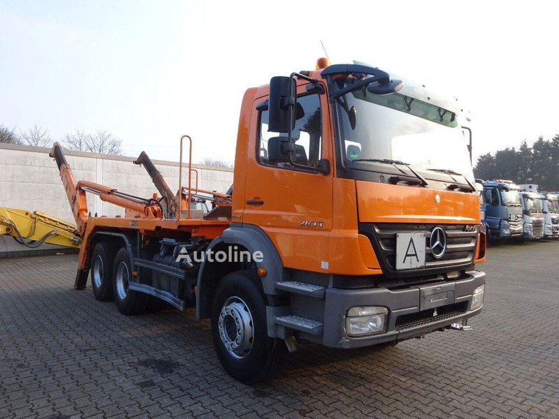 Mercedes-Benz 2633 Axor - Skip loader - Liftdumper lastbil: billede 4 Mercedes-Benz 2633 Axor - Skip loader - Liftdumper lastbil: billede 4