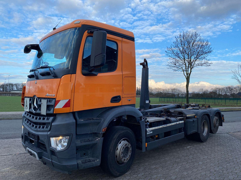 Mercedes-Benz 543 2643 2542 2642 Hakengerät Meiller 20.67 - Lastbil med lad, Lastbil med kran: billede 1 Mercedes-Benz 543 2643 2542 2642 Hakengerät Meiller 20.67 - Lastbil med lad, Lastbil med kran: billede 1