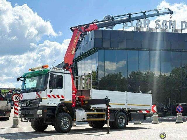 Mercedes-Benz ACTROS 2044A 4x4 Palfinger PK 20002 hds Crane - Lastbil med lad, Lastbil med kran: billede 1 Mercedes-Benz ACTROS 2044A 4x4 Palfinger PK 20002 hds Crane - Lastbil med lad, Lastbil med kran: billede 1