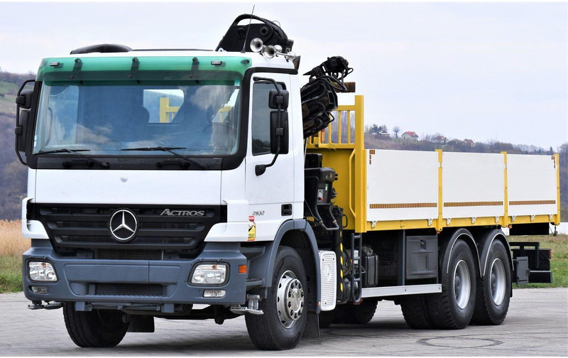 Mercedes-Benz ACTROS 2632 - Lastbil med lad, Lastbil med kran: billede 4 Mercedes-Benz ACTROS 2632 - Lastbil med lad, Lastbil med kran: billede 4