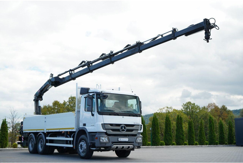 Mercedes-Benz ACTROS 2636 / 6x4 / SKRZYNIOWY 6,5 M + HDS HIAB / MOCNA PODŁOGA - Lastbil med lad, Lastbil med kran: billede 1 Mercedes-Benz ACTROS 2636 / 6x4 / SKRZYNIOWY 6,5 M + HDS HIAB / MOCNA PODŁOGA - Lastbil med lad, Lastbil med kran: billede 1