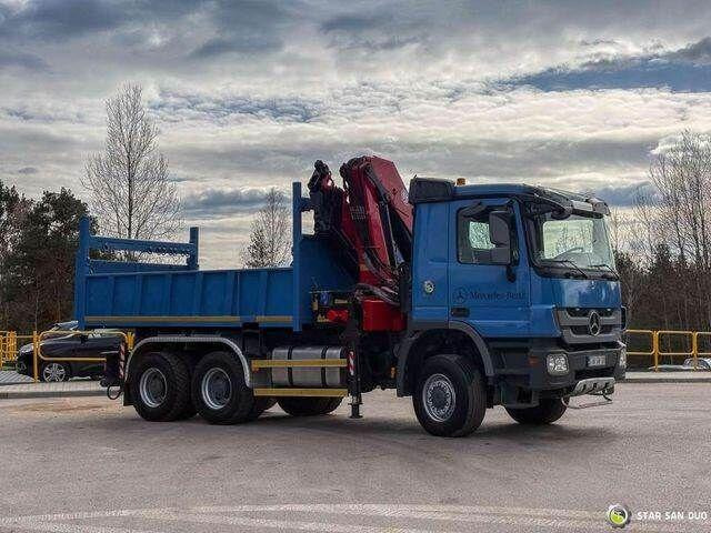 Mercedes-Benz ACTROS 3341 6x6 HMF 4220 K4 CRANE KIPPER - Tipvogn lastbil, Lastbil med kran: billede 4 Mercedes-Benz ACTROS 3341 6x6 HMF 4220 K4 CRANE KIPPER - Tipvogn lastbil, Lastbil med kran: billede 4