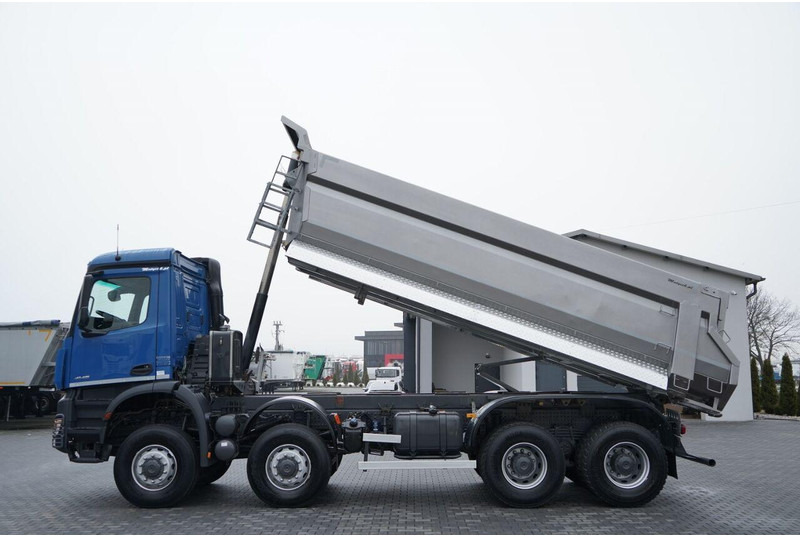 Mercedes-Benz ACTROS 4145 / 8X8 / WYWROTKA TYLNOZSYPOWA / KH-KIPPER 6 M / AUTO - Tipvogn lastbil: billede 2 Mercedes-Benz ACTROS 4145 / 8X8 / WYWROTKA TYLNOZSYPOWA / KH-KIPPER 6 M / AUTO - Tipvogn lastbil: billede 2