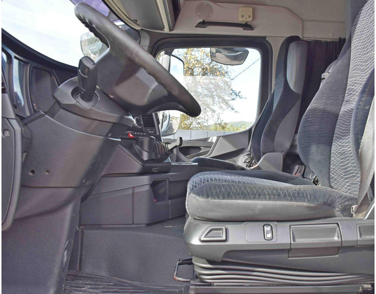 Leje en Mercedes-Benz AROCS 2542 Mercedes-Benz AROCS 2542: billede 9 Leje en Mercedes-Benz AROCS 2542 Mercedes-Benz AROCS 2542: billede 9