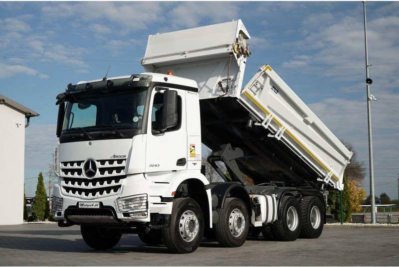 Mercedes-Benz AROCS 3243 / 8x4 / WYWROTKA DWUSTRONNA / HYDROBURTA / BORDMATIC - Tipvogn lastbil: billede 1 Mercedes-Benz AROCS 3243 / 8x4 / WYWROTKA DWUSTRONNA / HYDROBURTA / BORDMATIC - Tipvogn lastbil: billede 1