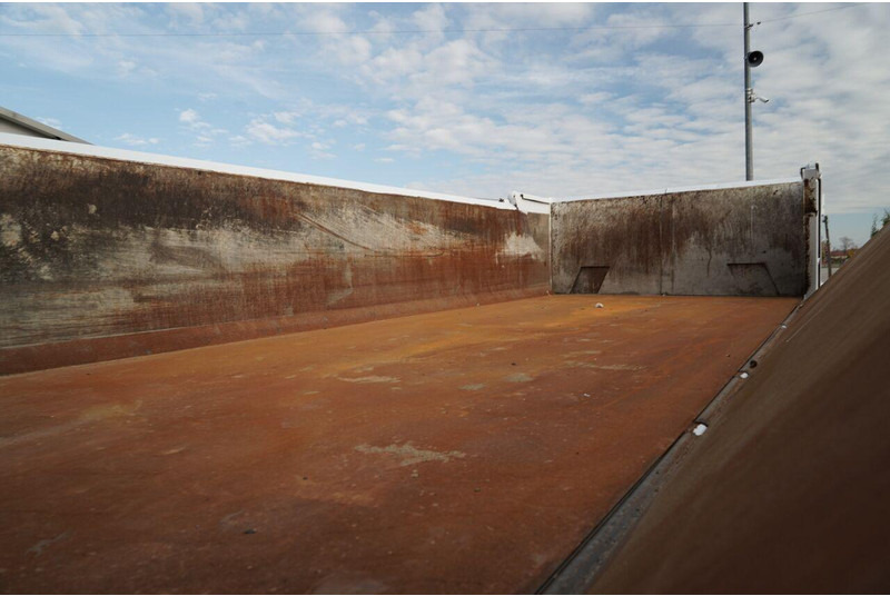 Tipvogn lastbil Mercedes-Benz AROCS 3243 / 8x4 / WYWROTKA DWUSTRONNA / HYDROBURTA / BORDMATIC: billede 11 Tipvogn lastbil Mercedes-Benz AROCS 3243 / 8x4 / WYWROTKA DWUSTRONNA / HYDROBURTA / BORDMATIC: billede 11