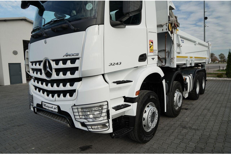 Tipvogn lastbil Mercedes-Benz AROCS 3243 / 8x4 / WYWROTKA DWUSTRONNA / HYDROBURTA / BORDMATIC: billede 18 Tipvogn lastbil Mercedes-Benz AROCS 3243 / 8x4 / WYWROTKA DWUSTRONNA / HYDROBURTA / BORDMATIC: billede 18