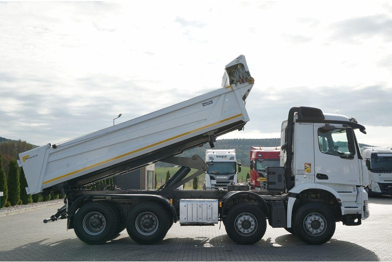 Mercedes-Benz AROCS 3243 / 8x4 / WYWROTKA DWUSTRONNA / HYDROBURTA / BORDMATIC - Tipvogn lastbil: billede 5 Mercedes-Benz AROCS 3243 / 8x4 / WYWROTKA DWUSTRONNA / HYDROBURTA / BORDMATIC - Tipvogn lastbil: billede 5