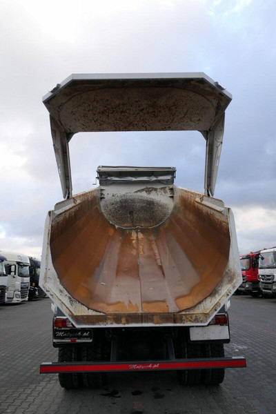 Mercedes-Benz AROCS 3246 / 8x4 / WYWROTKA / TYLNOZSYP / EURO 6 / OPONY 100 % - Tipvogn lastbil: billede 4 Mercedes-Benz AROCS 3246 / 8x4 / WYWROTKA / TYLNOZSYP / EURO 6 / OPONY 100 % - Tipvogn lastbil: billede 4