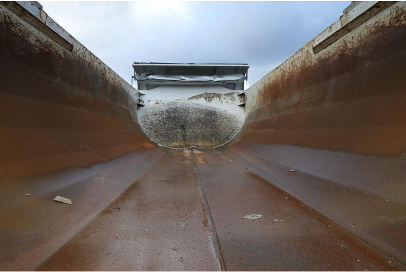 Tipvogn lastbil Mercedes-Benz AROCS 3246 / 8x4 / WYWROTKA / TYLNOZSYP / EURO 6 / OPONY 100 %: billede 7 Tipvogn lastbil Mercedes-Benz AROCS 3246 / 8x4 / WYWROTKA / TYLNOZSYP / EURO 6 / OPONY 100 %: billede 7