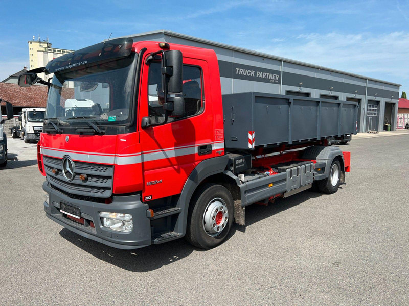 Mercedes-Benz ATEGO 1524, ABROLLKIPPER HIAB 1570MM - Lastbil med lad, Lastbil med kran: billede 1 Mercedes-Benz ATEGO 1524, ABROLLKIPPER HIAB 1570MM - Lastbil med lad, Lastbil med kran: billede 1