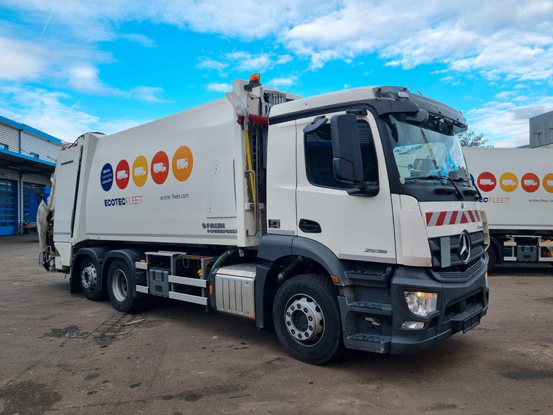Mercedes-Benz Actros 2536 6x2 Faun Powerpress 524 Garbage truck - Affaldsmaskine: billede 1 Mercedes-Benz Actros 2536 6x2 Faun Powerpress 524 Garbage truck - Affaldsmaskine: billede 1