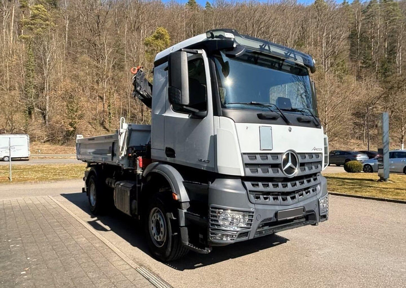Mercedes-Benz Arocs 1840 - 3 way tipper truck + crane - Tipvogn lastbil, Lastbil med kran: billede 2 Mercedes-Benz Arocs 1840 - 3 way tipper truck + crane - Tipvogn lastbil, Lastbil med kran: billede 2