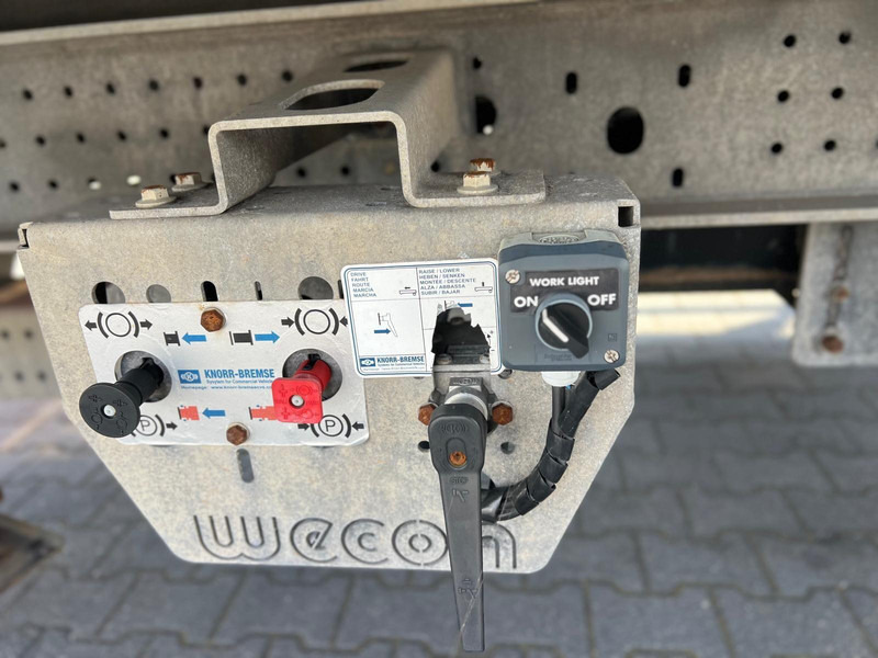 Leje en Mercedes-Benz Atego 1224 BDF WECHSELFAHRGESTELL CHASSIS CURTAIN PLANE Mercedes-Benz Atego 1224 BDF WECHSELFAHRGESTELL CHASSIS CURTAIN PLANE: billede 14 Leje en Mercedes-Benz Atego 1224 BDF WECHSELFAHRGESTELL CHASSIS CURTAIN PLANE Mercedes-Benz Atego 1224 BDF WECHSELFAHRGESTELL CHASSIS CURTAIN PLANE: billede 14