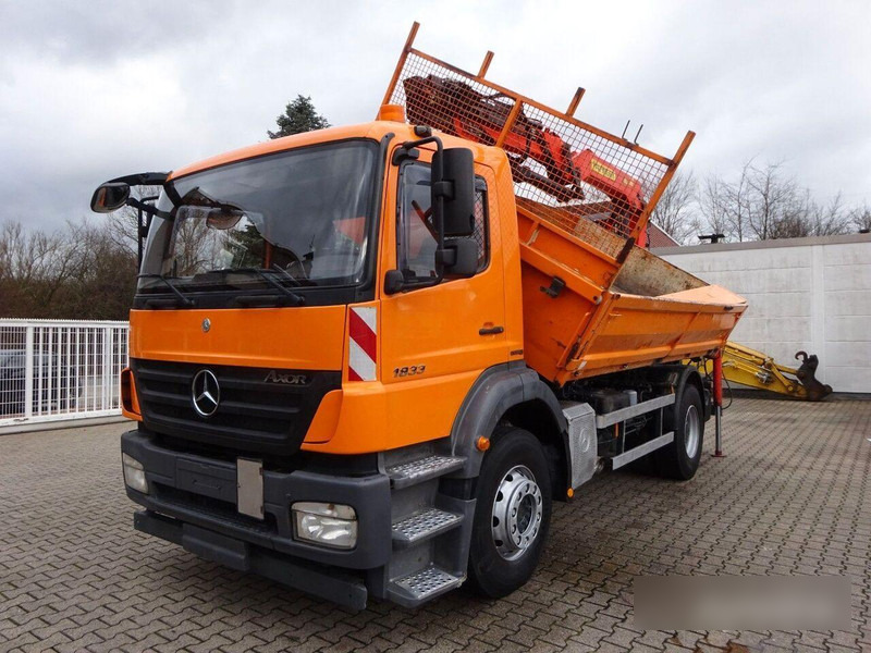 Mercedes-Benz Axor 1833 - 2 way tipper+crane - Tipvogn lastbil, Lastbil med kran: billede 2 Mercedes-Benz Axor 1833 - 2 way tipper+crane - Tipvogn lastbil, Lastbil med kran: billede 2